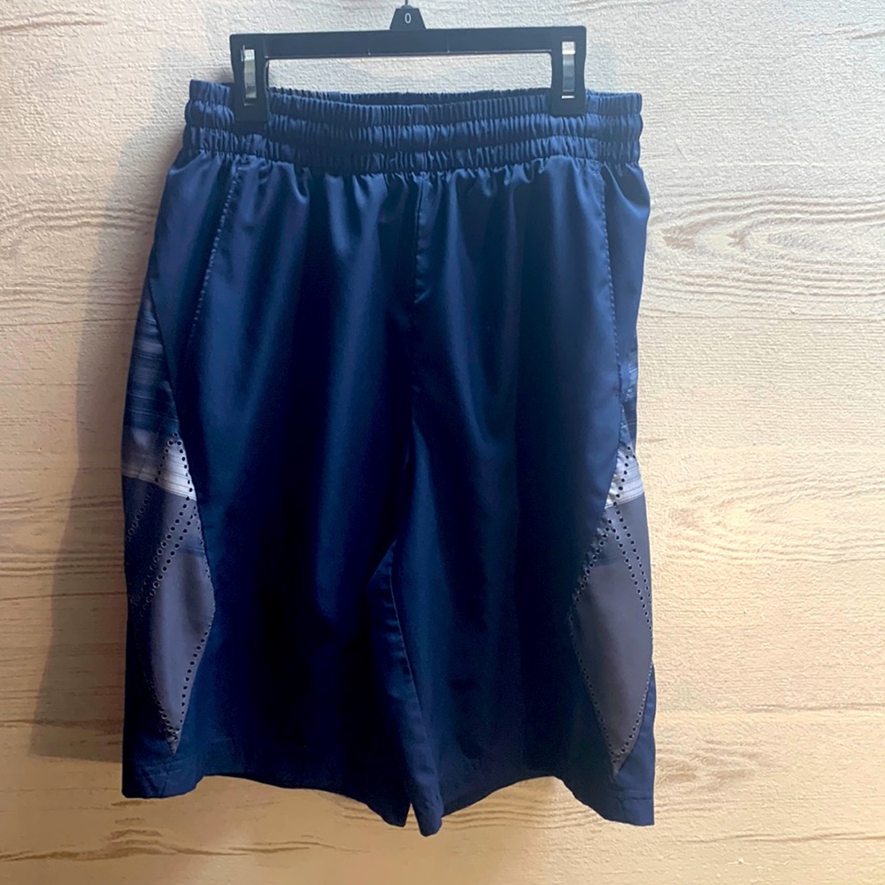 Tek Gear basketball shorts blue gray size S